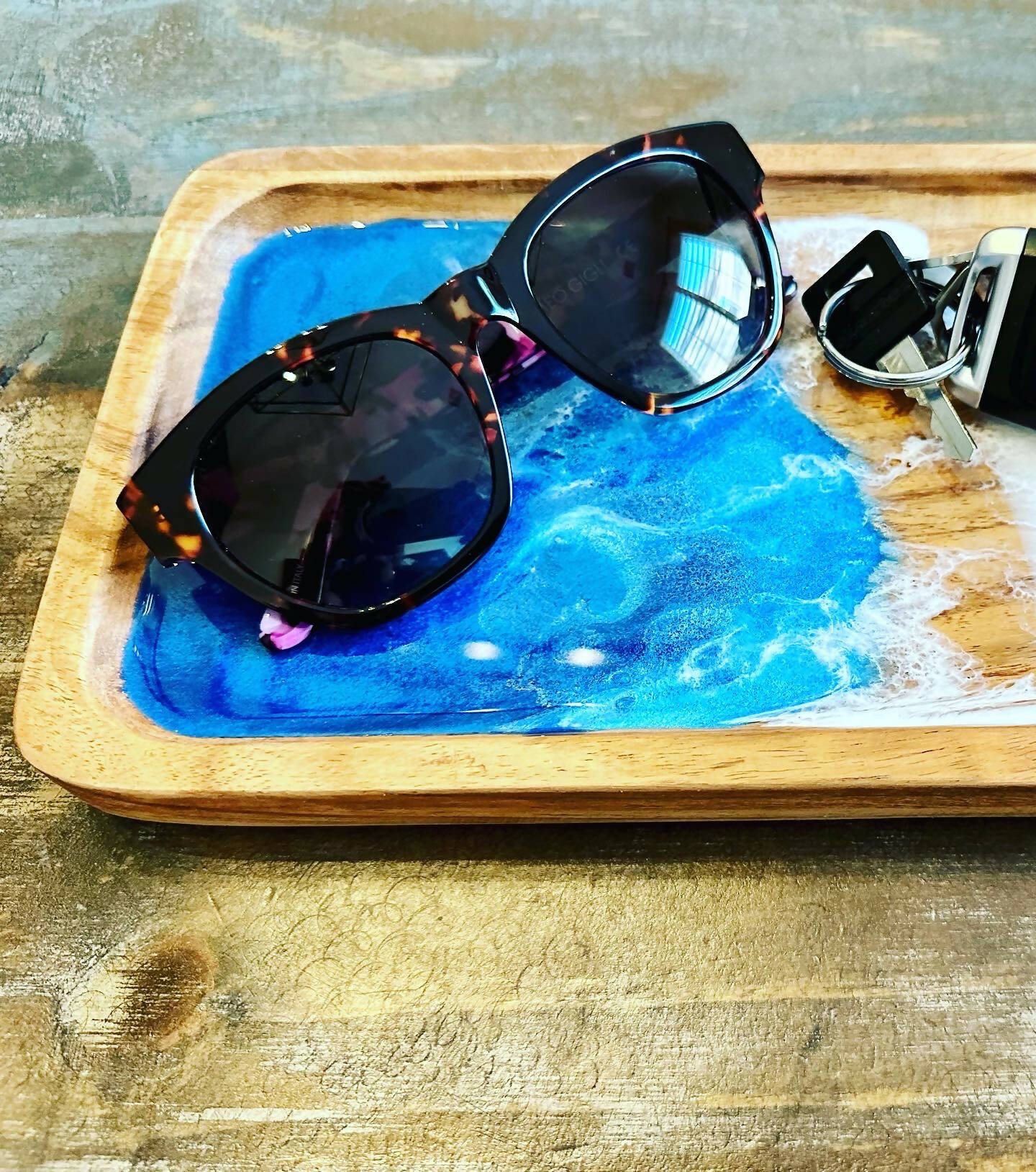 Ocean Wave Catch-All Tray